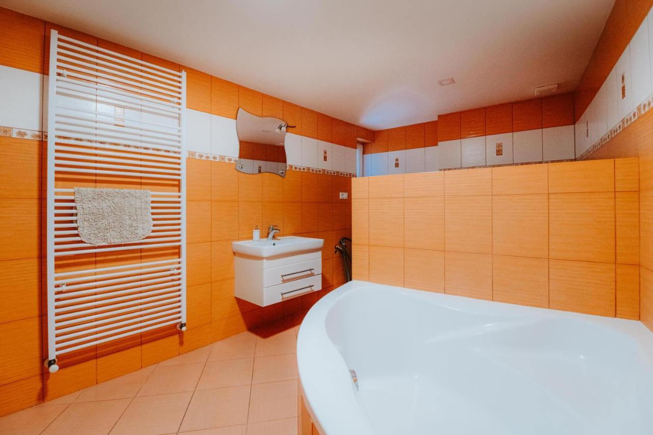 Ard Apartments - เลวิเช ภายนอก รูปภาพ